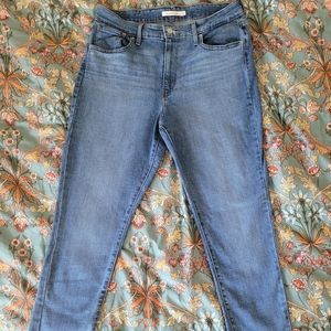 Levi 721 High Rise Skinny (32x30)